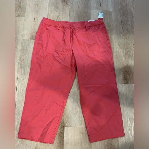 Christopher & Banks Pants - NWT Christopher & Banks Perfect Pant High Rise Cropped size 16